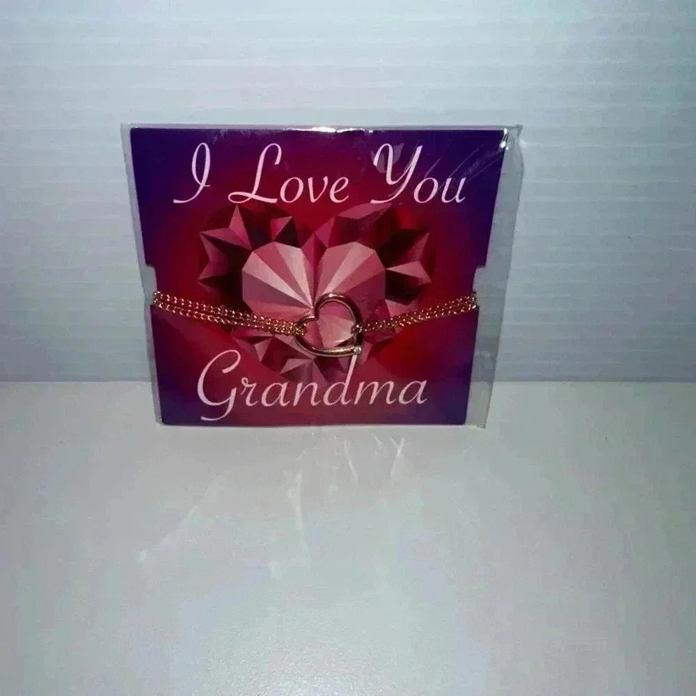 Grandma Gold Heart Bracelet for Women, NEW!